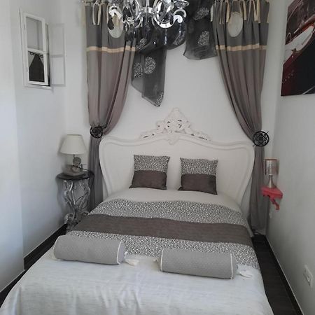 Residence Hotel De La Plage سانت جيل كروا دي فيي المظهر الخارجي الصورة