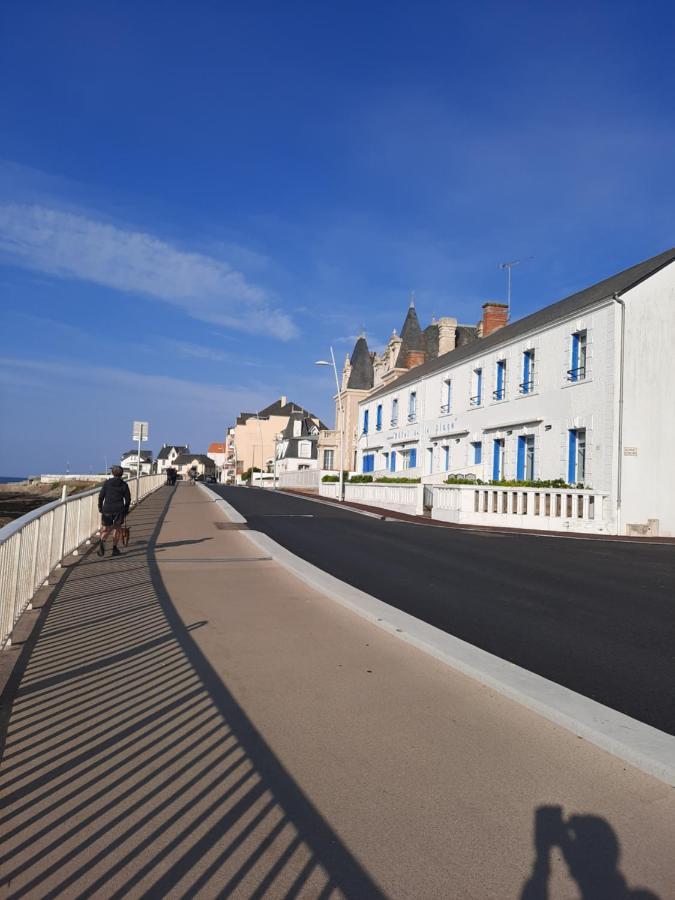 Residence Hotel De La Plage سانت جيل كروا دي فيي المظهر الخارجي الصورة
